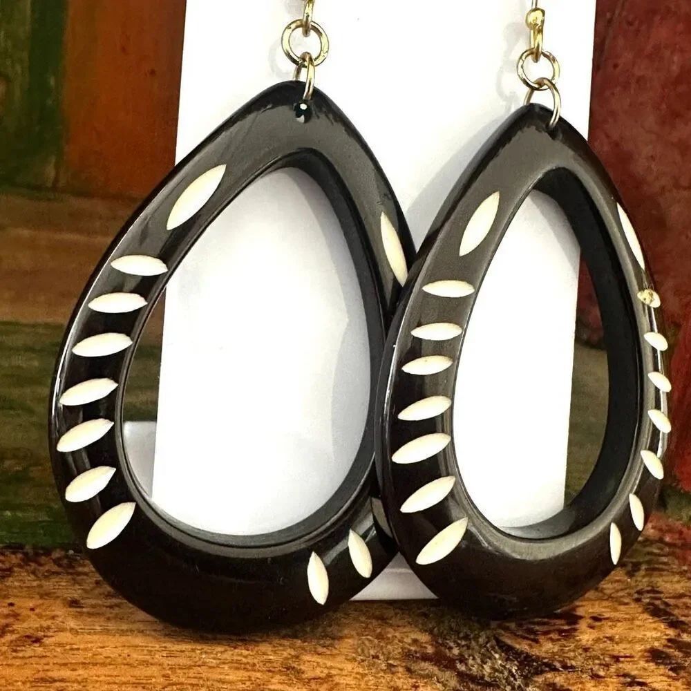 Boho Hand-Carved Horn & Bone Inlay Teardrop Earrings - Picture 2 of 6